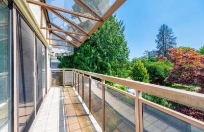 Charming Retreat on Cypress Street, Your Home Away from Home